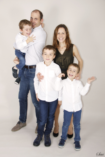 photographe pic saint loup montpellier hérault séance photo studio famille